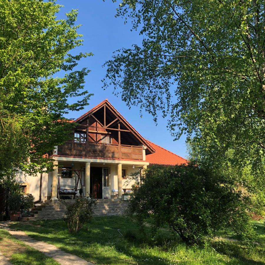 Modryna Ranczo Bed & Breakfast Krasiczyn Exterior foto