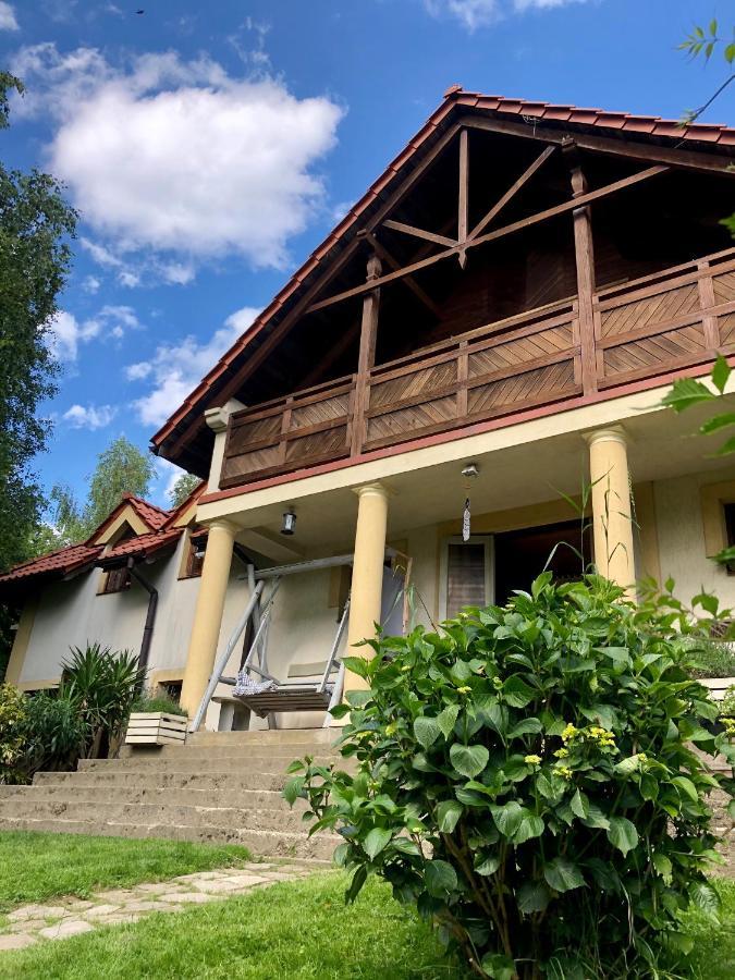 Modryna Ranczo Bed & Breakfast Krasiczyn Exterior foto