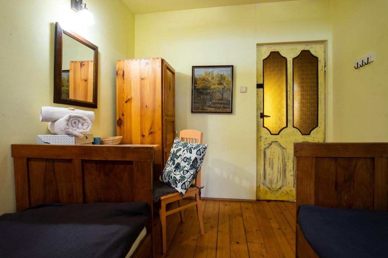Modryna Ranczo Bed & Breakfast Krasiczyn Exterior foto