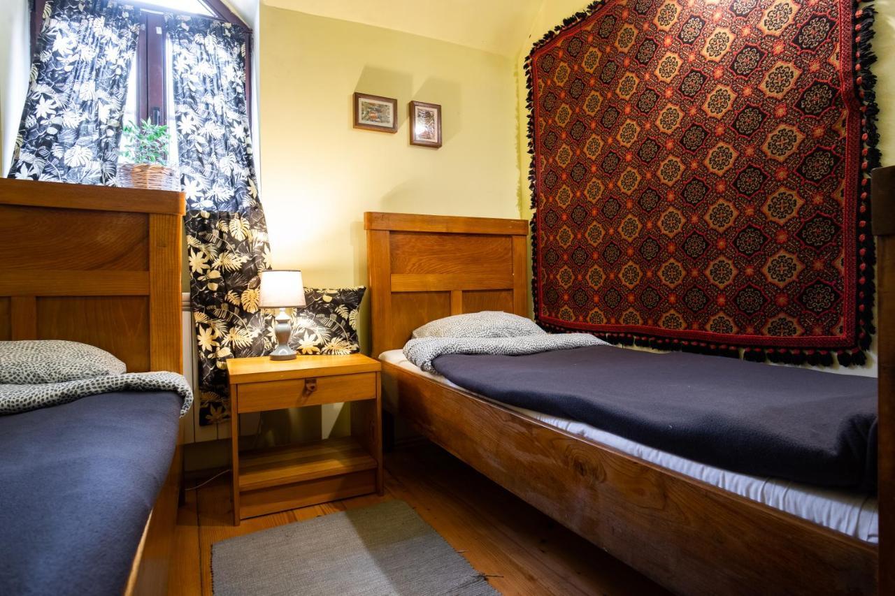 Modryna Ranczo Bed & Breakfast Krasiczyn Exterior foto