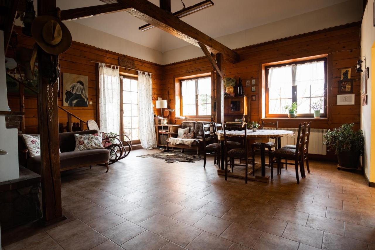 Modryna Ranczo Bed & Breakfast Krasiczyn Exterior foto